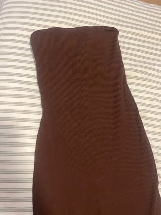 Vestido palabra de honor marrón