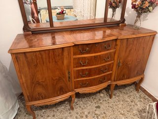 Taquillón antiguo de madera