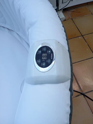 Jacuzzi Hinchable AREBOS Blanco