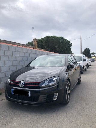 Volkswagen Golf GTI 6 2010 (Manual)