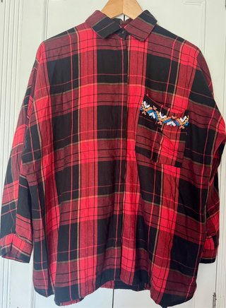 Camisa de cuadros Zara con abalorios