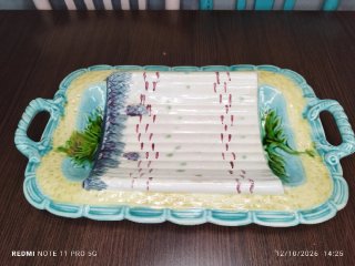 Bandeja antigua de porcelana