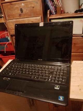 Ordenador portátil Asus negro
