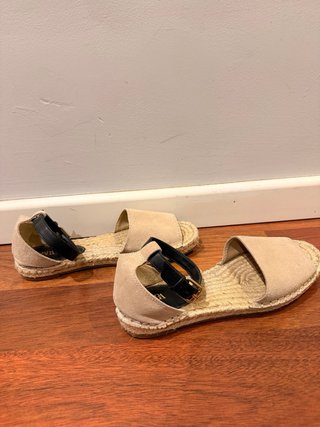 Alpargatas de serraje Zara