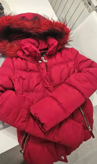 Chaqueta acolchada Bershka roja