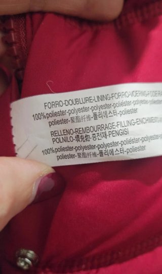 Chaqueta acolchada Bershka roja
