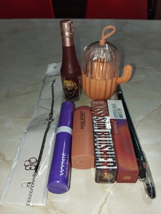 Lote Maquillaje: Labiales y Mascara