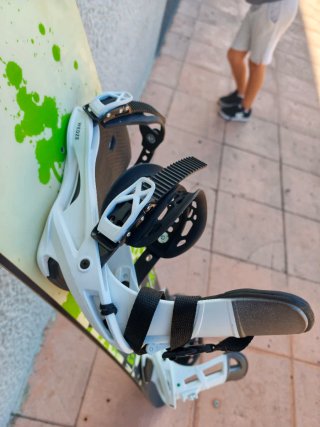 Tabla Snowboard Burton con Fijaciones