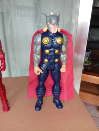 Figura Thor