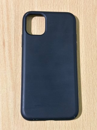 Funda protectora para iPhone 11. Precio negociable