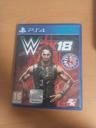 Pacchetto 3 Giochi PS4: WWE 2K18, FIFA 21, FIFA 18