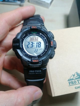 Casio PRO TREK Tough Solar Modelo PRG 270