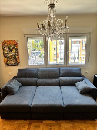 Sofá de salón gris