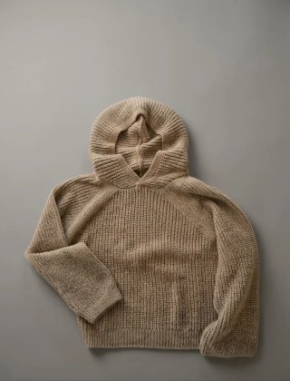 Jersey de punto con capucha beige