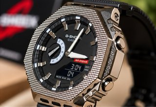 Reloj Casio G-Shock GM-2100 plata y Negro