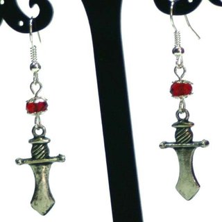 Pendientes Espadones Medievales y Cristales Rojos