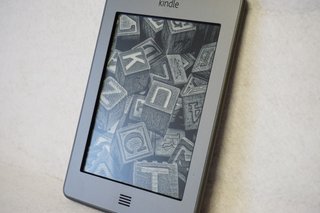Amazon Kindle Touch 4.ª Gen 4GB