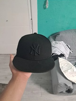 Gorra New Era NY Negra 7 ¼ (57.7 cm) real