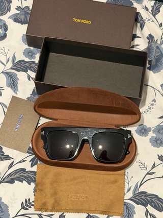 Gafas Tom Ford Renée FT0847 01A