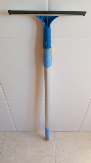 Escobilla limpia cristales extensible 150 cms