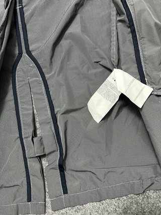 Gabardina Armani Jeans Gris Talla L