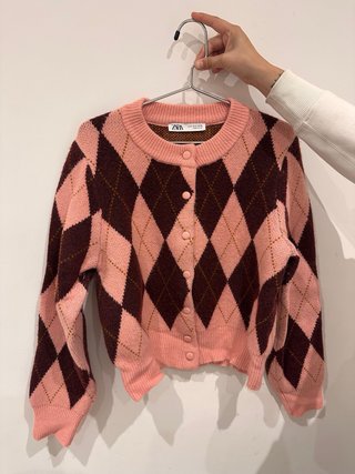 Jersey Zara de rombos rosa y marrón