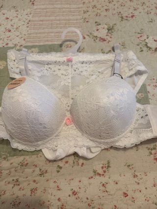 Conjunto interior encaje blanco