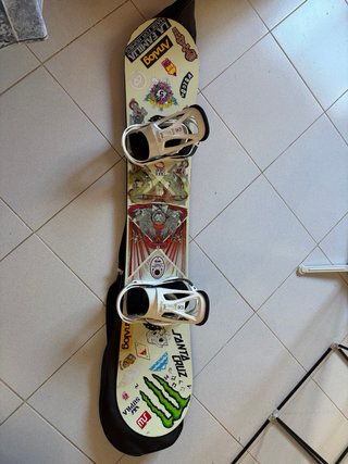 Tabla Burton de Snowboard con Fijaciones Burton