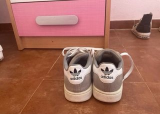 Zapatillas Adidas Campus Grises