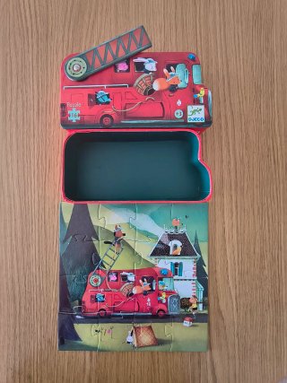 Puzzle Camión Bomberos Djeco 16 Piezas