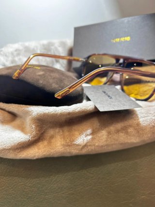 Óculos de Sol Tom Ford Como Novos