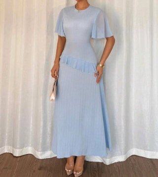 Vestido azul celeste elegante