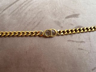 Pulsera de eslabones CD dorada acero inoxidable