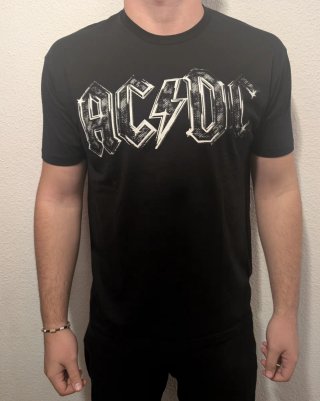 CAMISETA NEGRA AC/DC - TALLA XL y más...