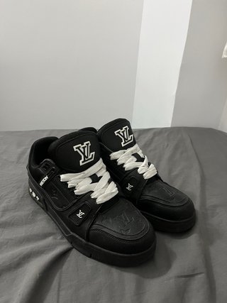 Zapatillas Louis Vuitton Trainer Negras y blancas