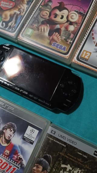Console PSP 3000 Nera con Giochi