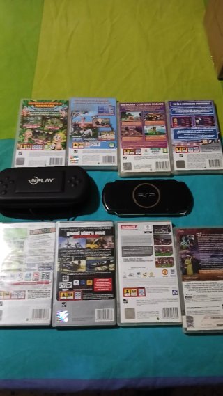 Console PSP 3000 Nera con Giochi