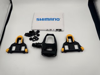Pedales y calas Shimano PD-R540 SPD-SL