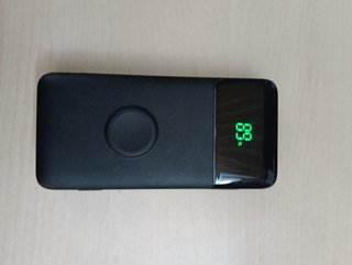 Batería Portátil Negra con 2 Cables