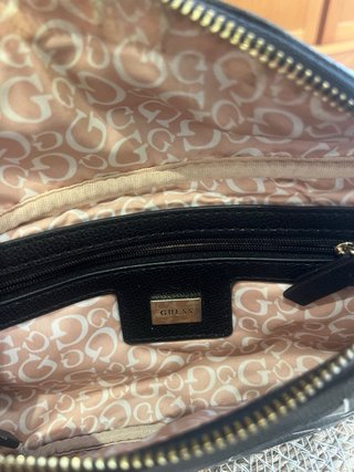 Riñonera Guess Negra Logo Grande
