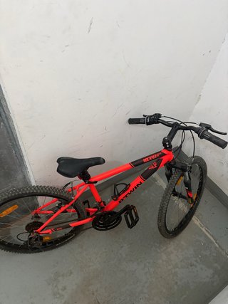 Bicicleta de Montaña Btwin Rockrider Roja