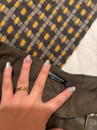 Falda pantalón polipiel Stradivarius