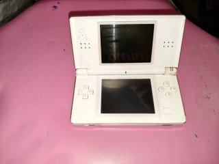 Nintendo DS Lite e 2DS