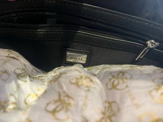 Bolso Guess Negro