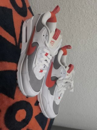 Nike Air Max 90 futura sin estrenar ,  23.5 cm