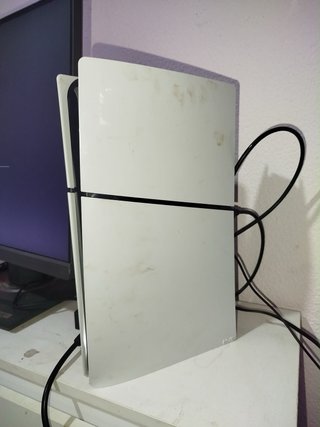 PlayStation 5 Slim Digital 1TB + 2 Controller
