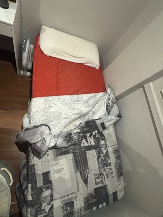 Cama entera (Somier con Patas y Colchón de 90cm)