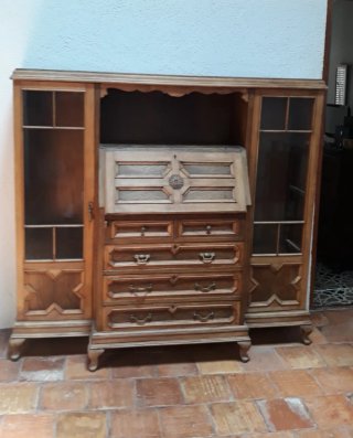 Scrivania Segreteria con Vetrine Laterali