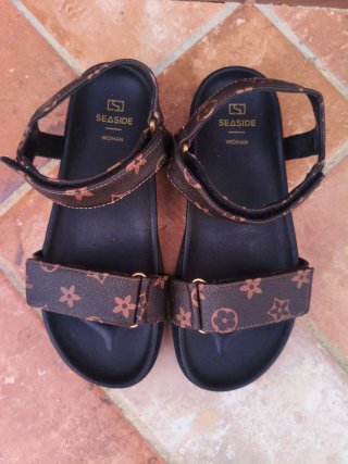 Sandalias Seaside Marrones