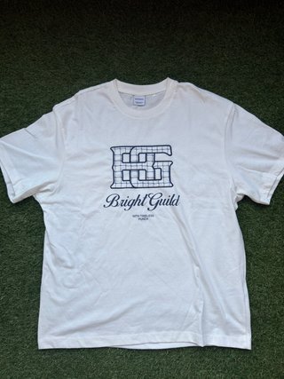 Camiseta Bershka Bright Guild Blanca